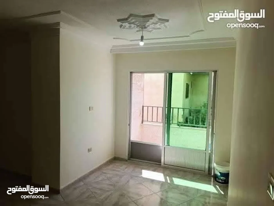 شقة مميزة جدا للبيع في البيادر حي الرونق قرب مدرسة ارقى التربوي