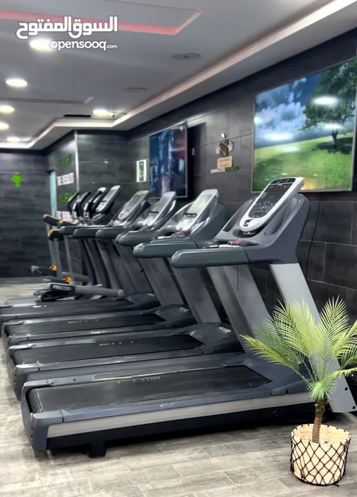 نادي رياضي مجهز بالكامل للبيع بسعر مغري مستعجل بداعي السفر
