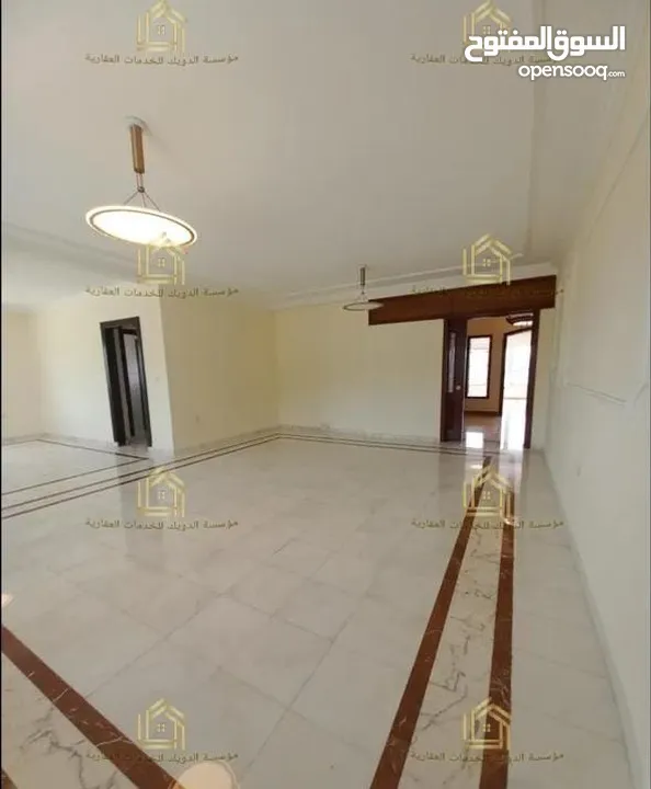 شقة طابقية - خلدا - 4نوم 2 ماستر - 365م - عروضنا غير..
