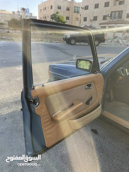 مرسيدس لف Mercedes-Benz E230 1984