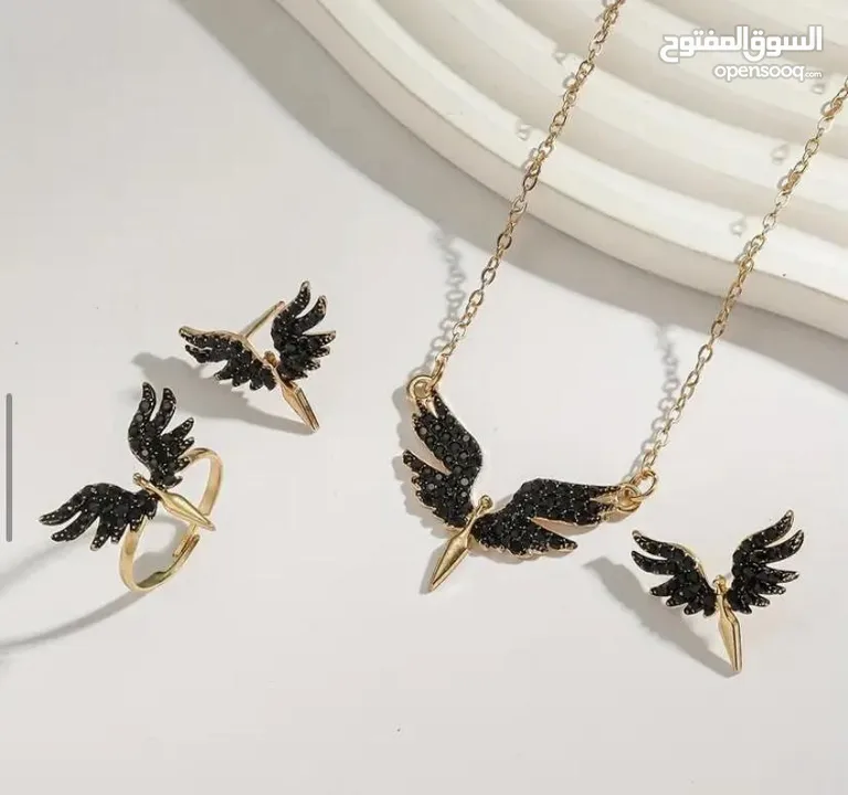 مجموعة جديدة وعصرية من الاكسسوارات  مع كفالة