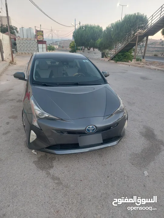 بريوس 2017 فل عدى الفتحه