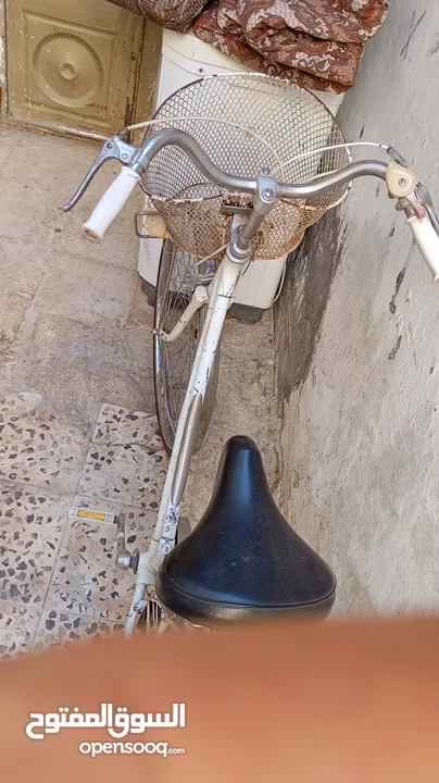 بسكليت سبق جنط 26 للبيع  موجود في مادبا للتواصل: