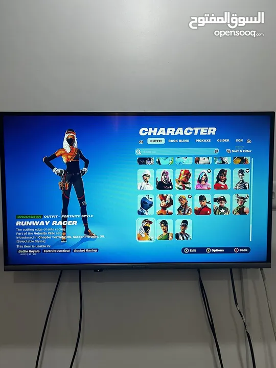 Fortnite account for sale with 115 skins and 950 vbucks