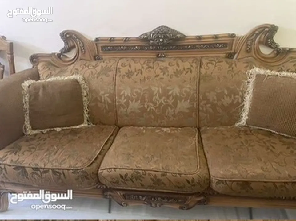 طقم كنب غرفه جلوس للبيع بسعر مغري جدا