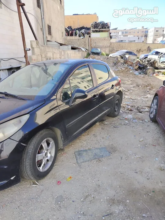 بيجو 209 للبيع لون اسود موديل 2008