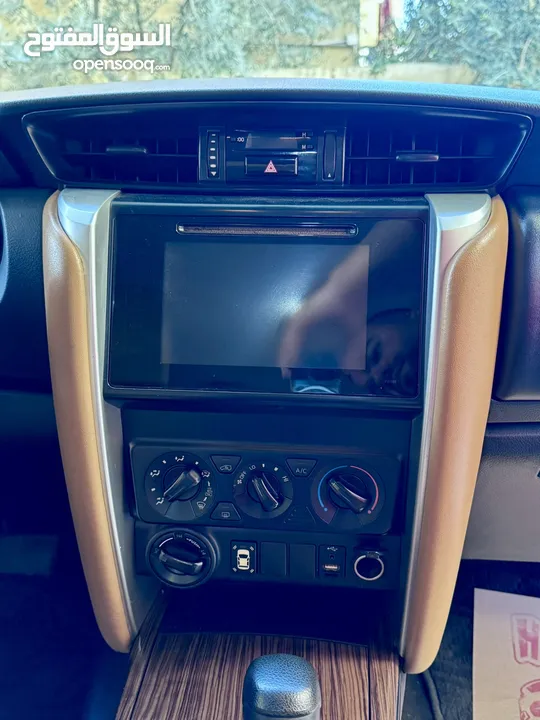 Toyota fortuner 2018 l