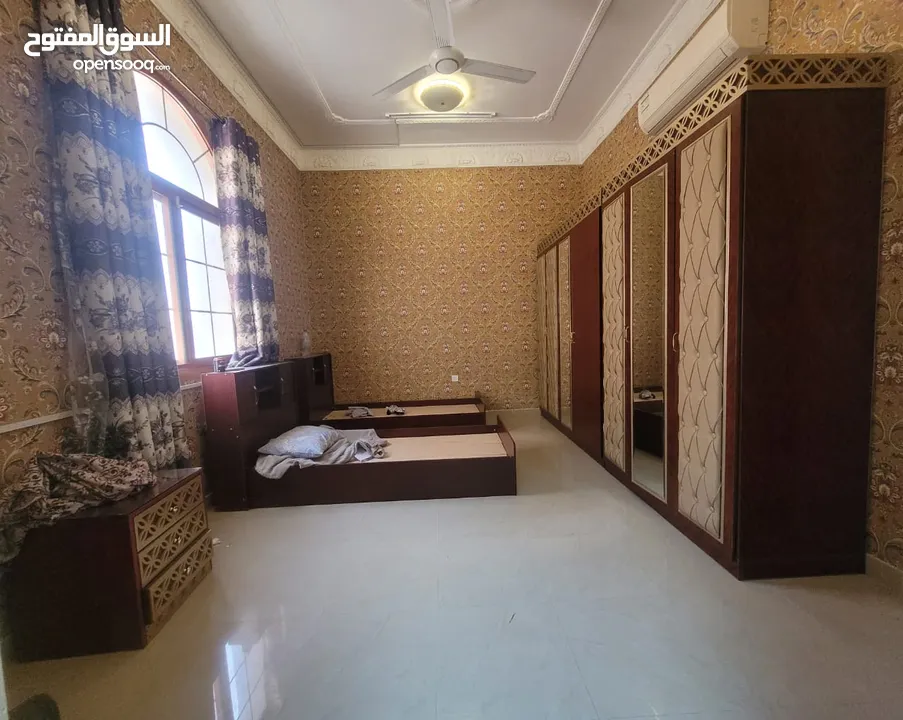 خدمات تنظيف احترافية في عجمان - عرض خاص! هل تبحث عن خدمات تنظيف موثوقة وعالية الجودة في عجمان؟