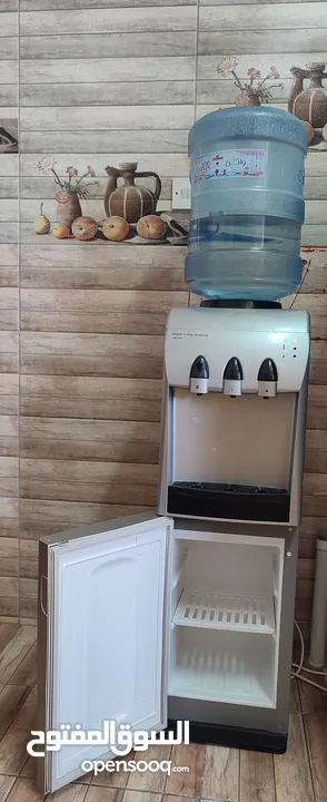 Hitachi water dispenser