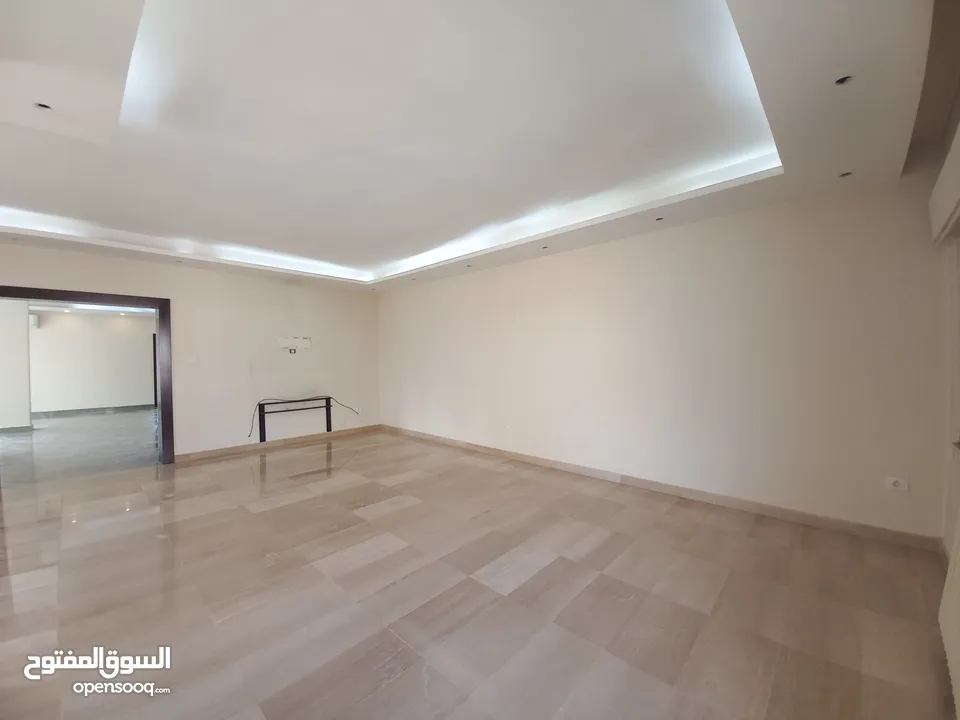 شقة غير مفروشة للإيجار 320م2 ( Property 17823 )-175089661