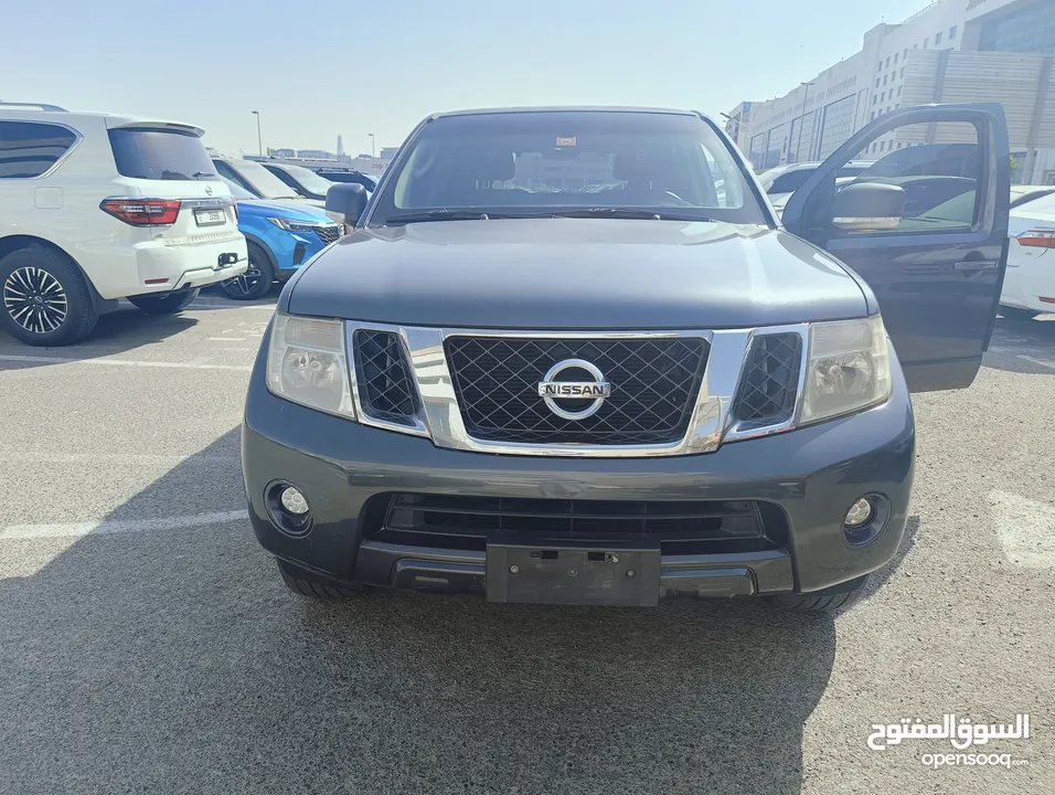 Nissan Pathfinder GCC 2014 V6