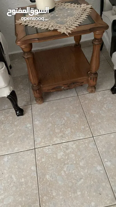 طاولات وسط للبيع