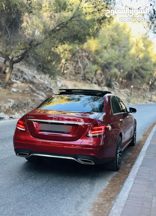 ‏Mercedes - Benz  E300 de