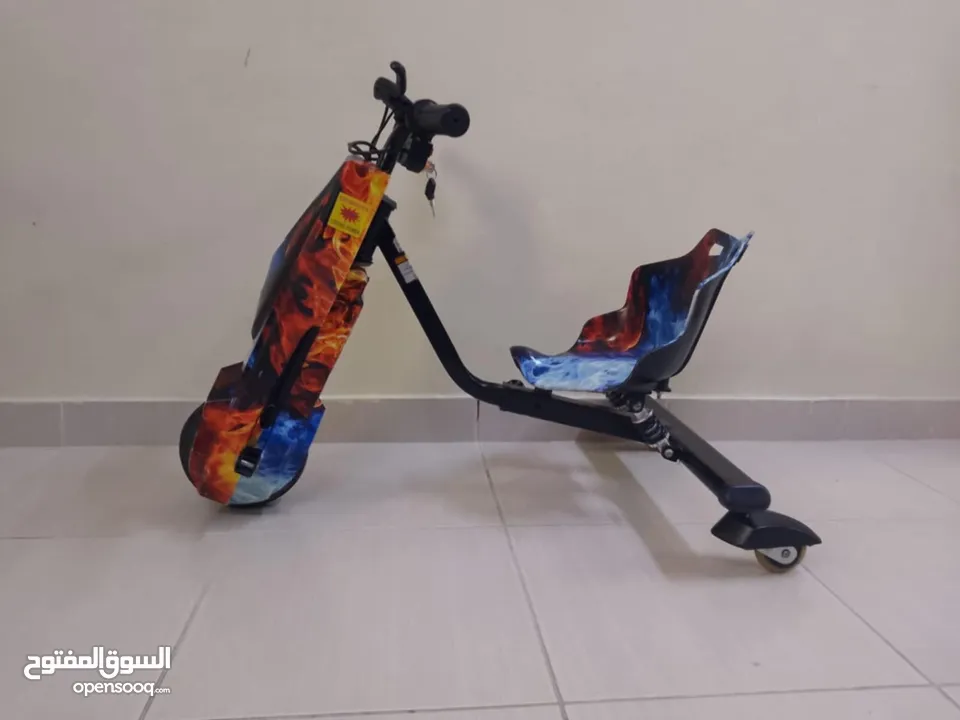 Drifting scooter - charger and 2 keys available - 37 kd negotiable