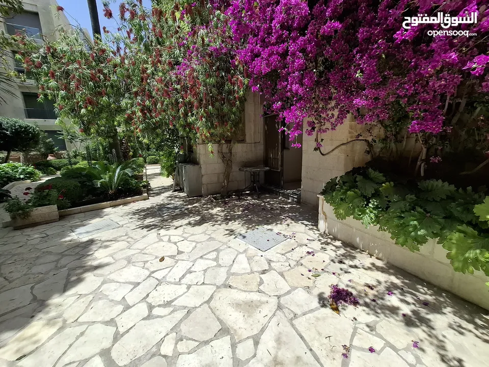 شقة غير مفروشة للإيجار  ( Property 43170 )-174836195