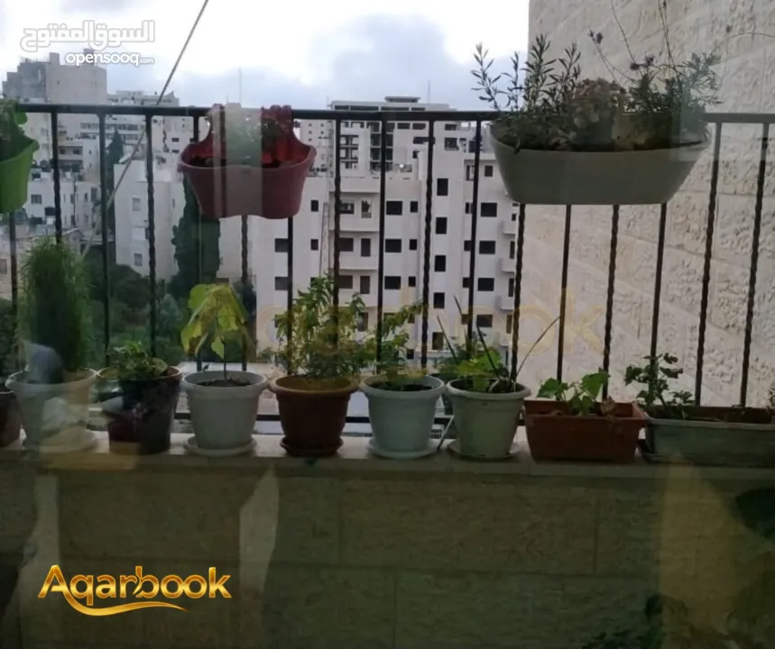 شقة للبيع البيرة – قرب وزارة الصحة