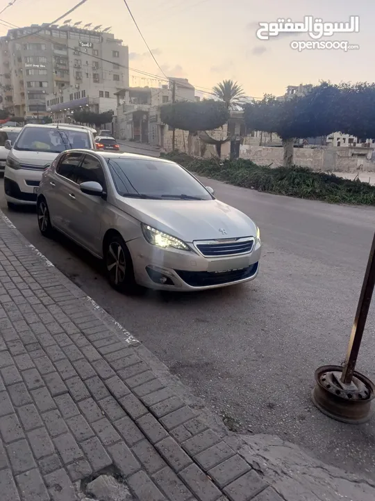 بيجو 308 بانوراما