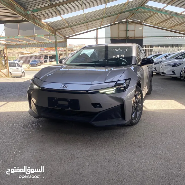 TOYOTA_bZ3_2023