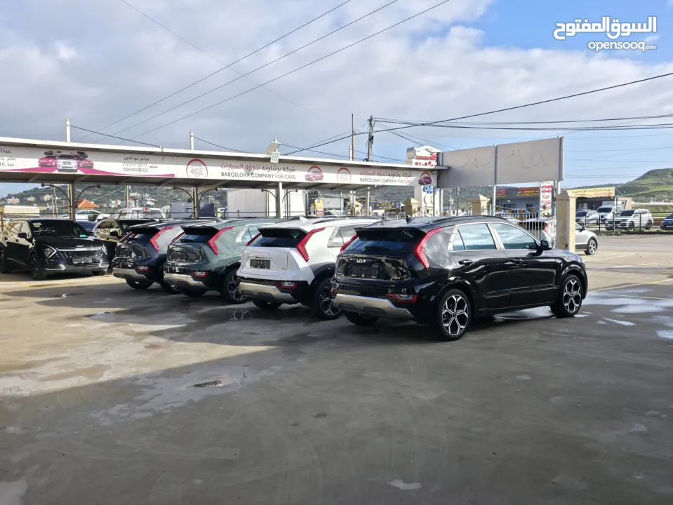 تشكيلة مميزة من سيارات كيا نيرو هايبرد ترخيص 2022 بالالوان المميزة (ابيض &اسود&فيراني&زيتي)