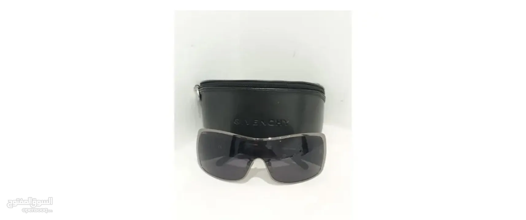 Givenchy Oversized sunglasses Very good condition Black, Plastic