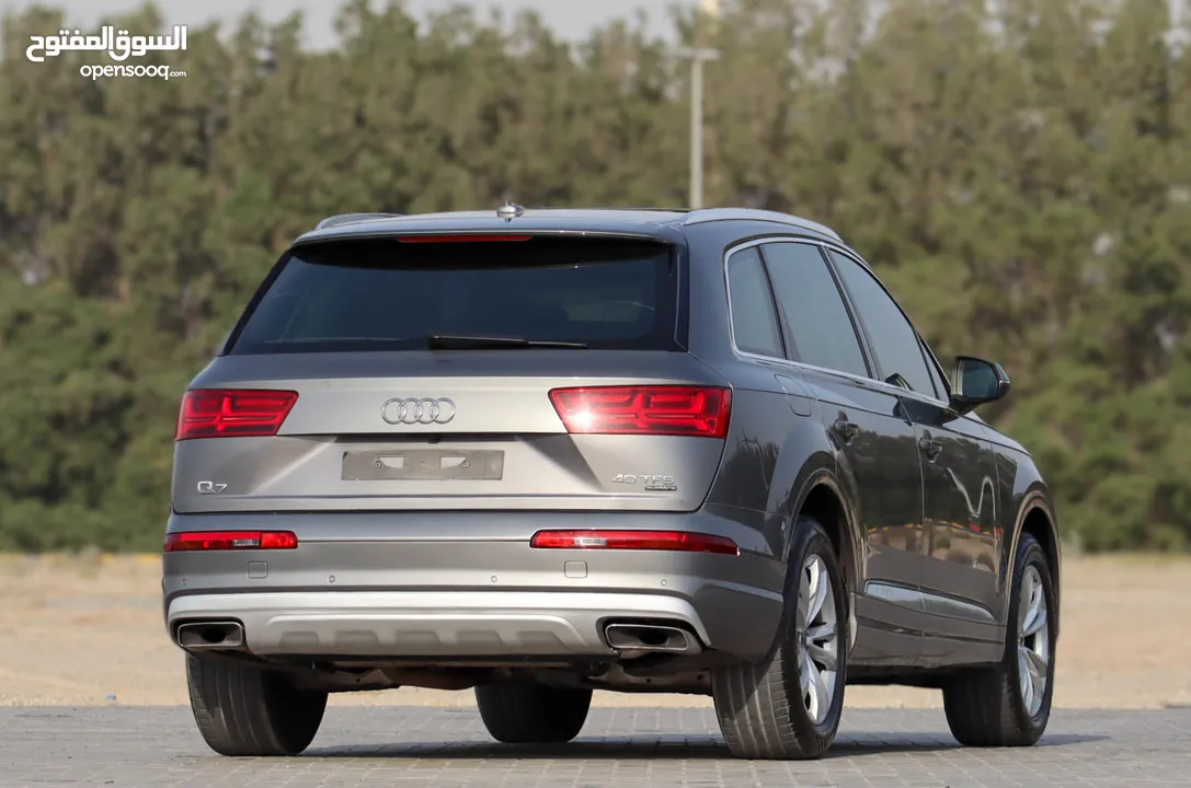 Audi Q7 40 TFSI quattro 2017 V4  GCC, accident-free in excellent condition service history from Audi