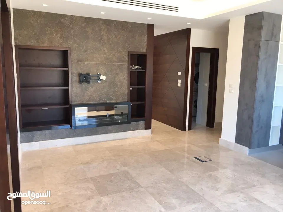 Not Furnished Apartment to Rent 225sqm ( Property 11429 )-174821852