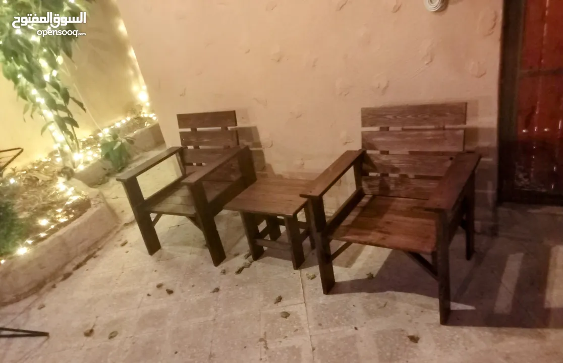 كراسي وجلسات خشب