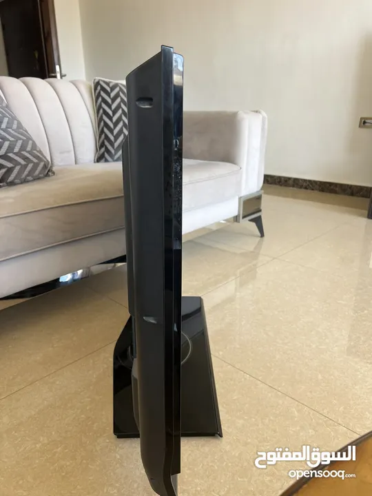 شاشة ال جي LG حجم 42 انش