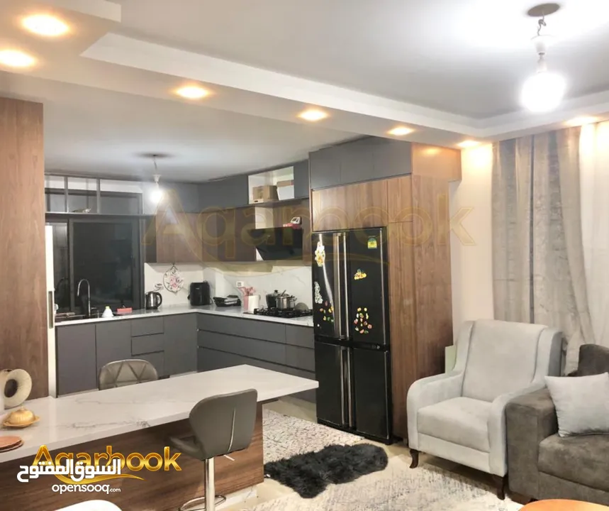 شقة سوبر ديلوكس بإطلالة مفتوحة للبيع  الطيرة – قرب السرية