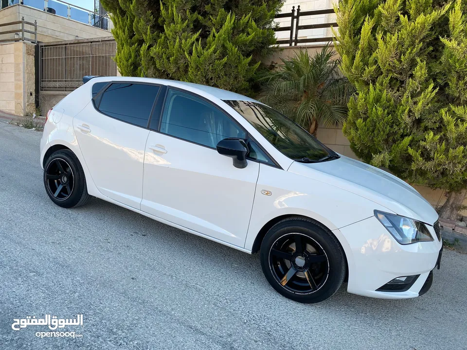 سيت ابيزا موديل 2016. اتومات. مطور 1200 تيربو. تحكم سترينج. شاشة تتش. جنط مغنسيوم اسود. ماشية 75 الف