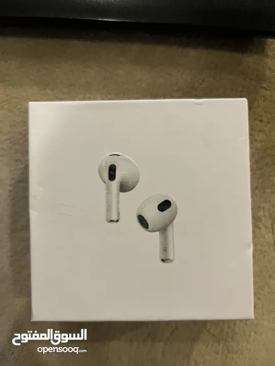 سماعة Airpods 3 كوبي ماستر طبق الاصل استعمال شهر مع علبتها