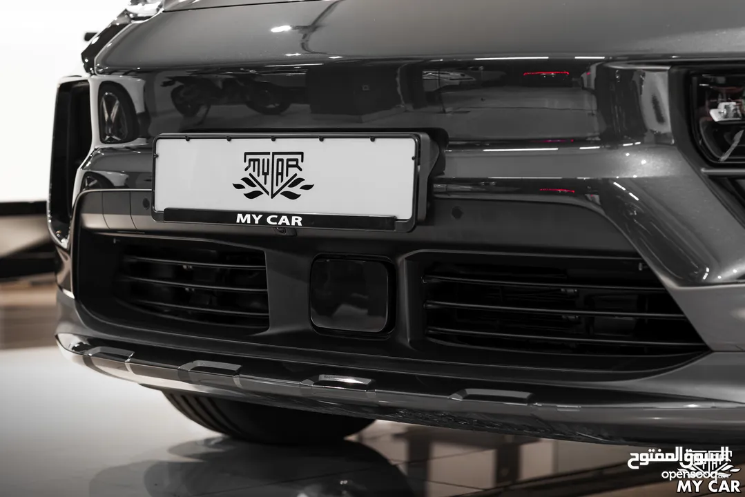2025 Porsche Macan 4 Electric