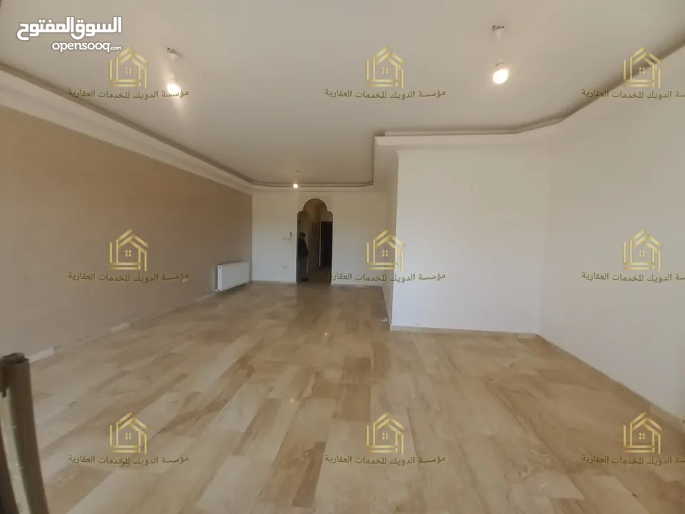 شقة مميزة - خلدا - 3نوم 1ماستر - 220م - بإطلالــــه مميزة - قرب الخدمات - موقع هادئ ومميز