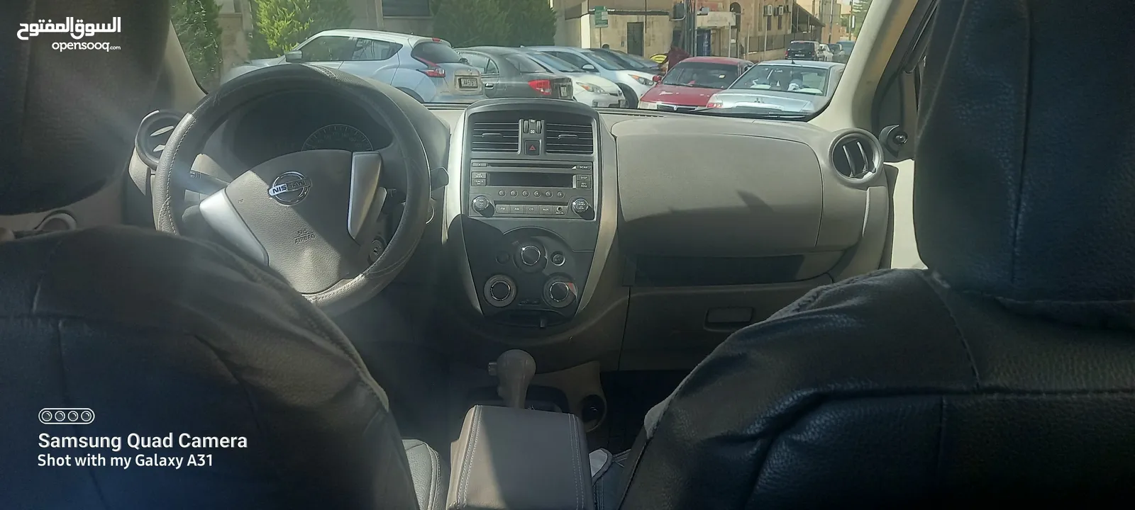 سيارة نيسان صني 2015