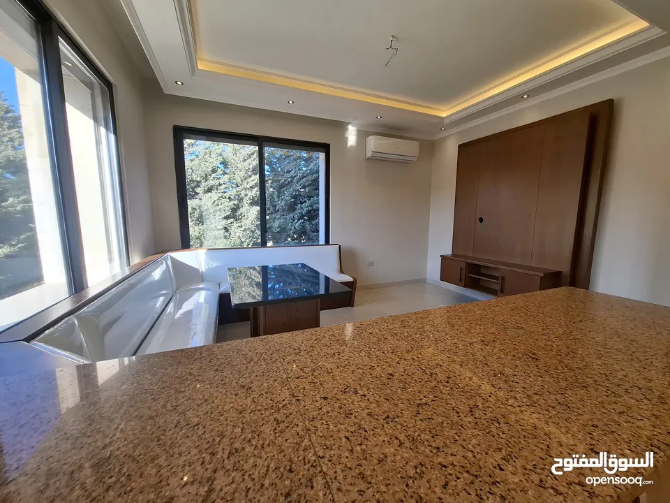شقة شبه مفروشة للإيجار ( Property 43384 )-175083957
