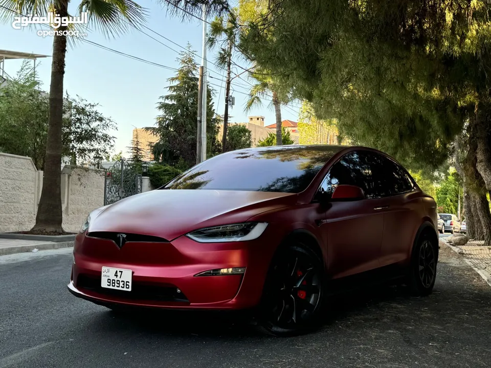Tesla model X PLAID