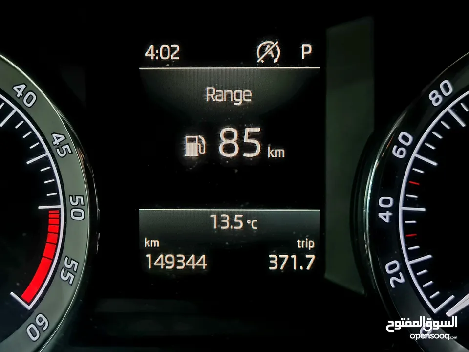 سكودا أوكتافيا موديل 2019 ديزل بقوة 2000 / جير أوتوماتيك  يد أولى 01 / عداد قليل حقيقي