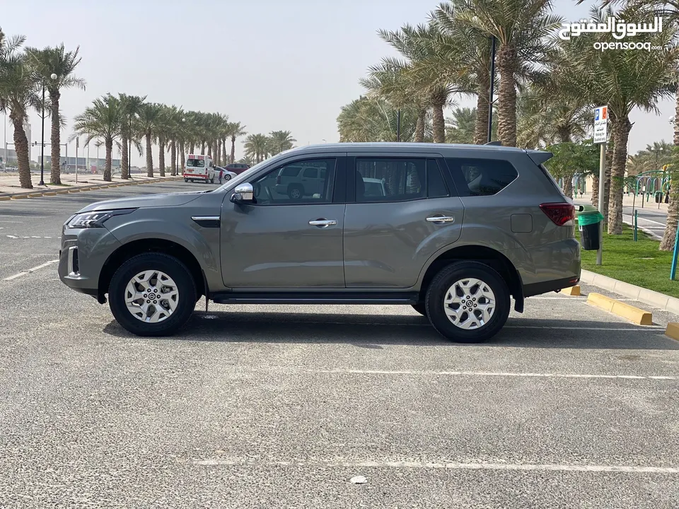 Nissan X-terra Titanium 2023 (Grey)