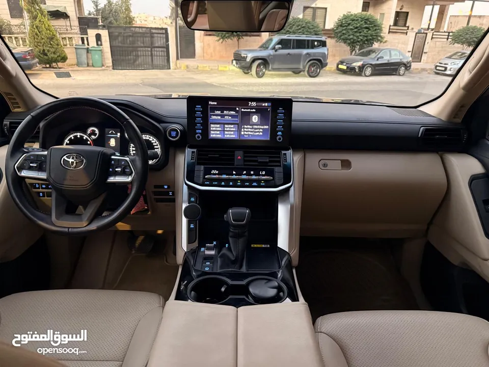 تويوتا لاندكروزر 2022 GXR بحاله الوكاله فحص كامل فل كامل ماشي 24 الف فقط صيانه الشركه