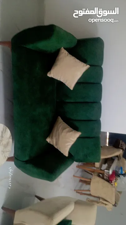 طقم كنب سبع مقاعد مستعمل شهر