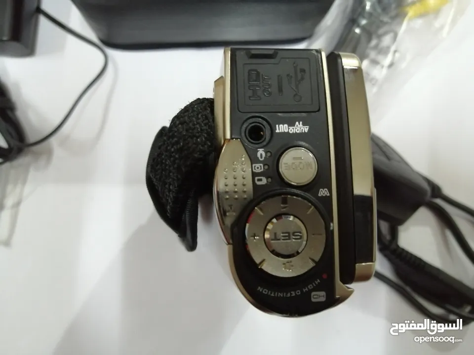 للبيع او التبديل، كاميرا genx G250 HIGH DEFINITION DV