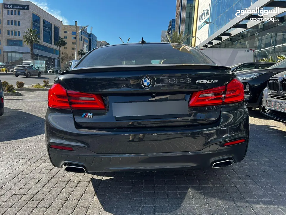 بي ام دبليو الفئة الخامسة بلج ان هايبرد ام سبورت 2018 BMW 530e Plug-In Hybrid M Sport Package