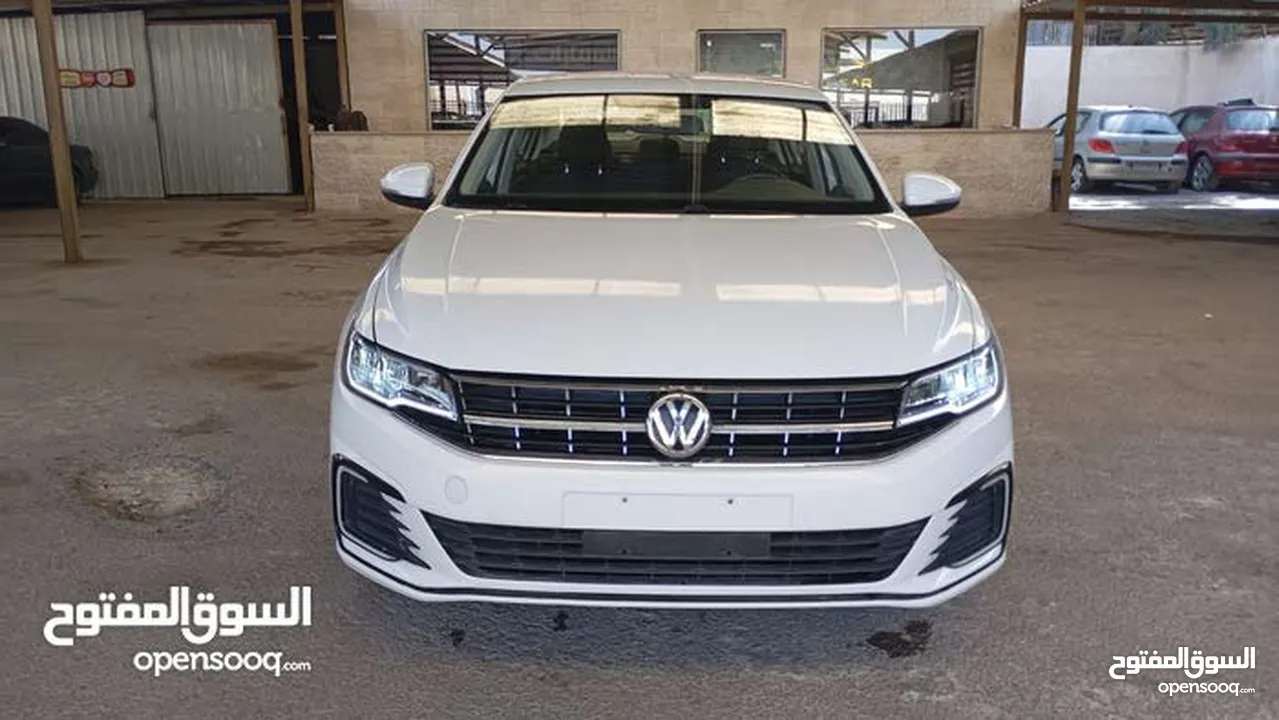**$Volkswagen e-BORA 2020