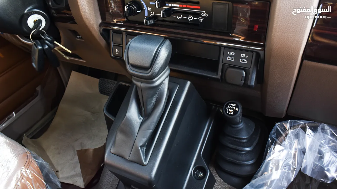 Toyota Land Cruiser Pickup 4.0L V6 Petrol Single Cabin Auto Transmission