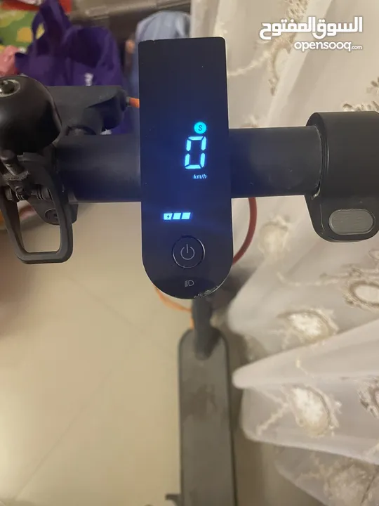 XIAOMI ELECTRIC SCOOTER 4 pro