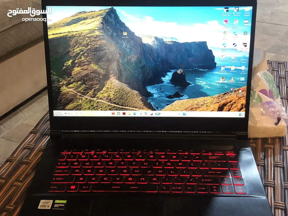 لابتوب msi استعال بسيط جدا شبه جديد (لم يتم صيانته مسبقًا)  جميع القطع الاصلية  مع شاحنه الاصلي