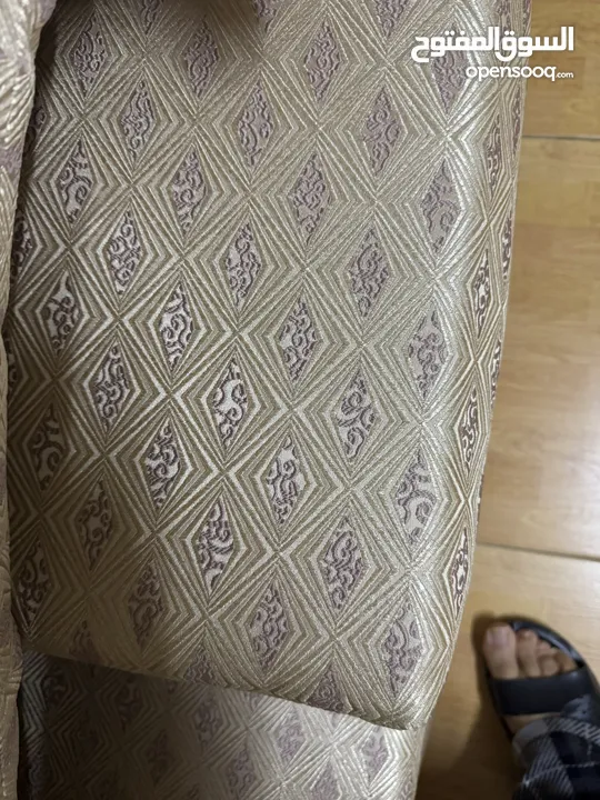 فرش كنب جديد للبيع بسعر مغري جدا وسعر المتر