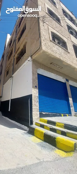 عمارة تجاري 8 شقق و 3 مخازن تجاري