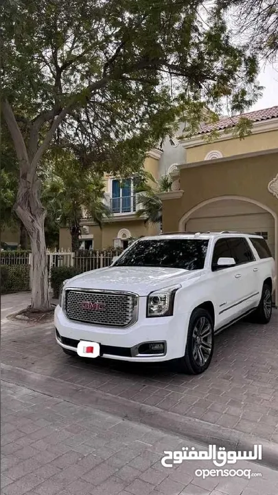 جي ام سي يوكن دينالي 2017 نظيف جدًا بحالة الوكالة