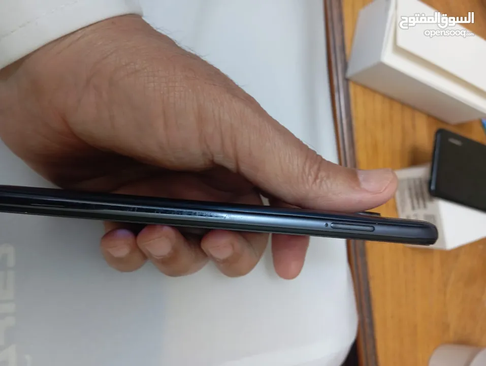 بوكو x3 nfc بحاله ممتازه